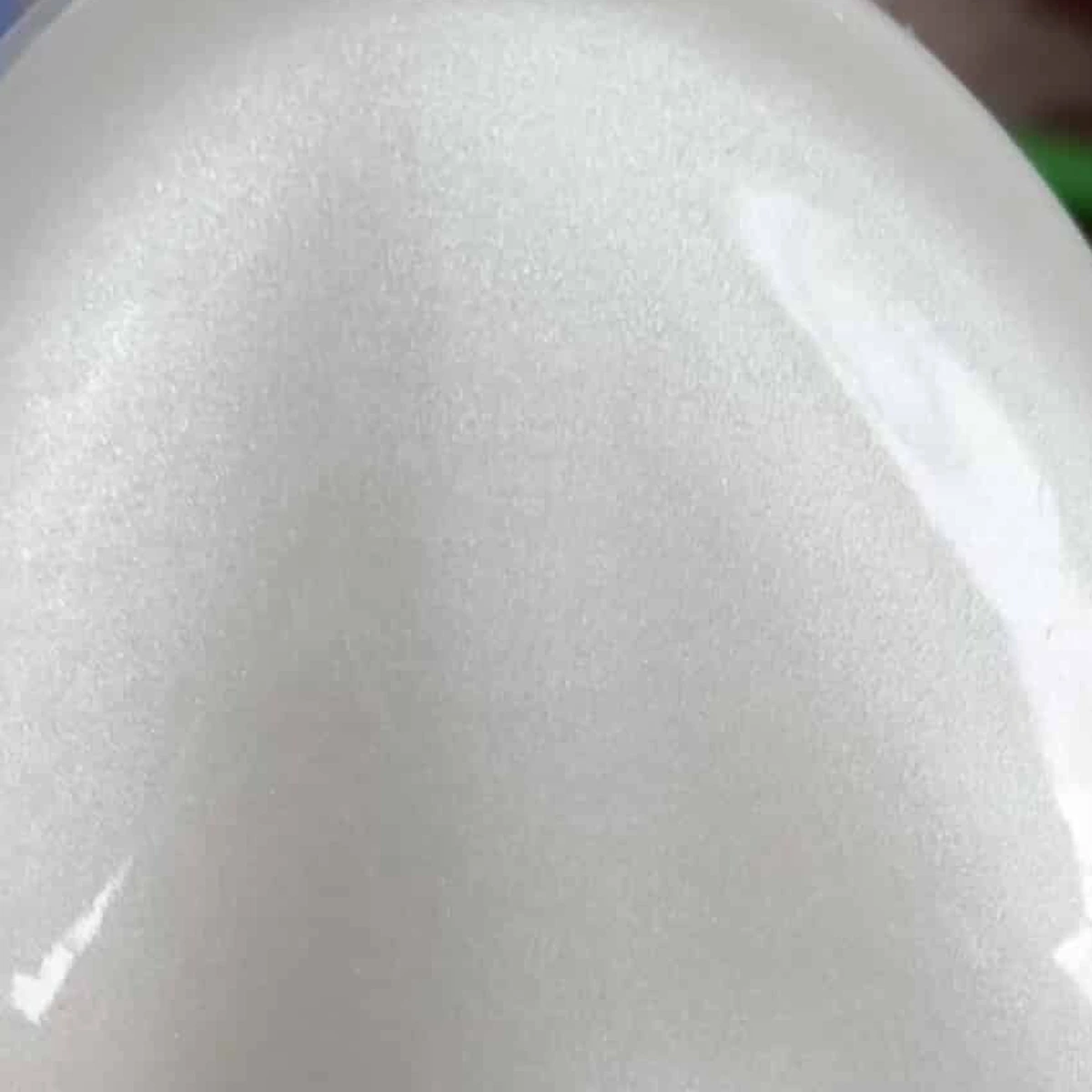 Mẫu thực sơn ca may trắng ánh ngọc trai của Decor Paint