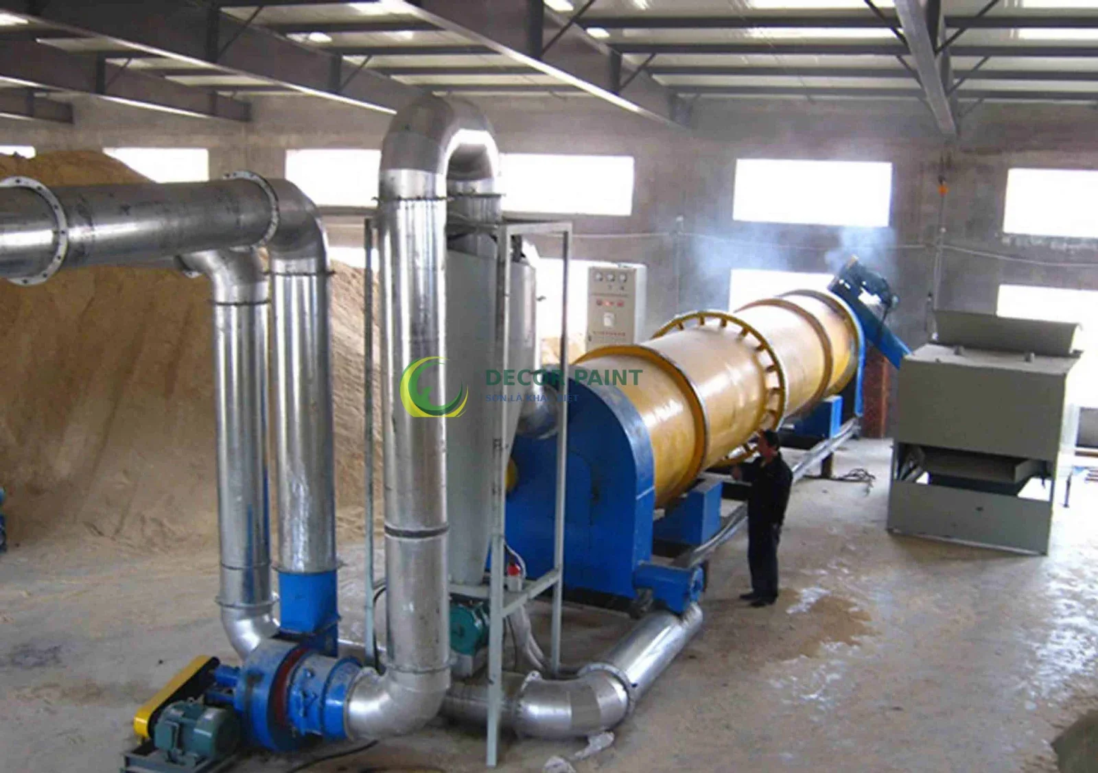 Cụm ống kim loại trong ảnh nguồn sơn chịu nhiệt SCN300