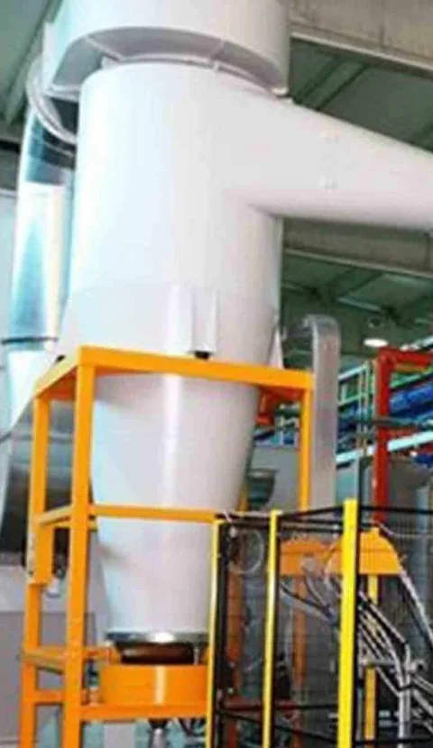 Chi tiết ống và khung trong ảnh nguồn sơn chịu nhiệt SCN600